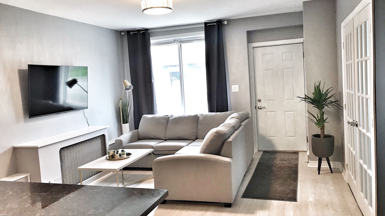 Photo of Livingroom in Walkerville