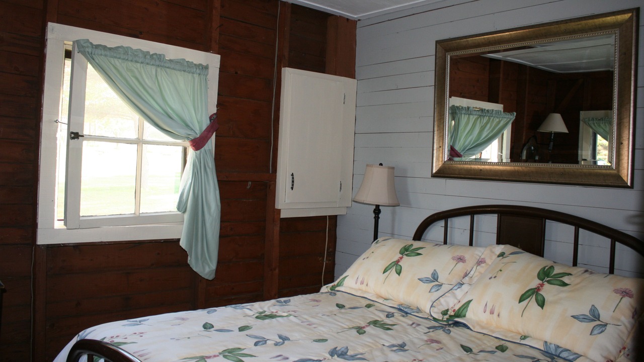 Photo of Bedroom in Lorneville