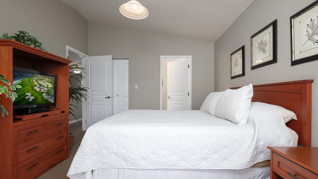 Photo of Bedroom in Lethbridge