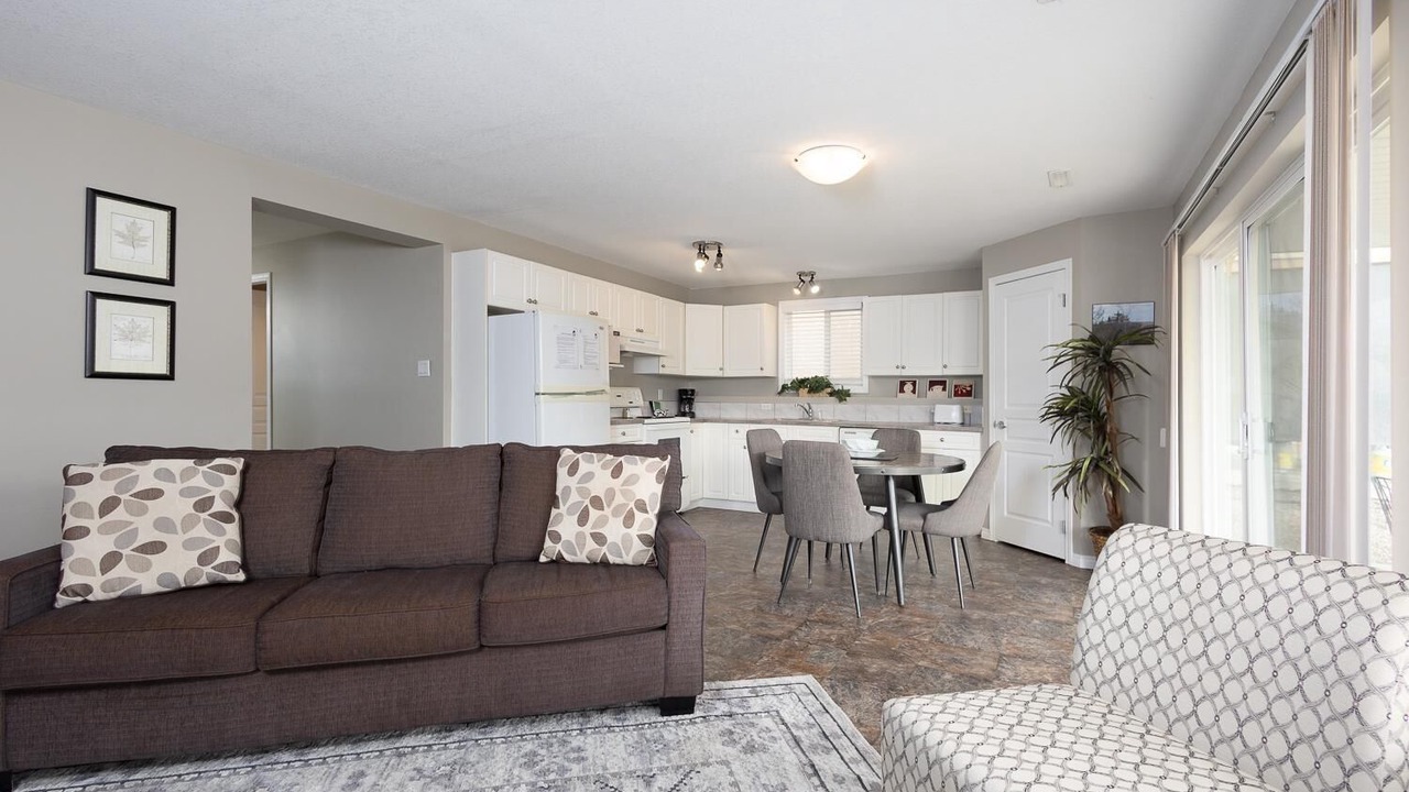 Photo of Livingroom in Lethbridge