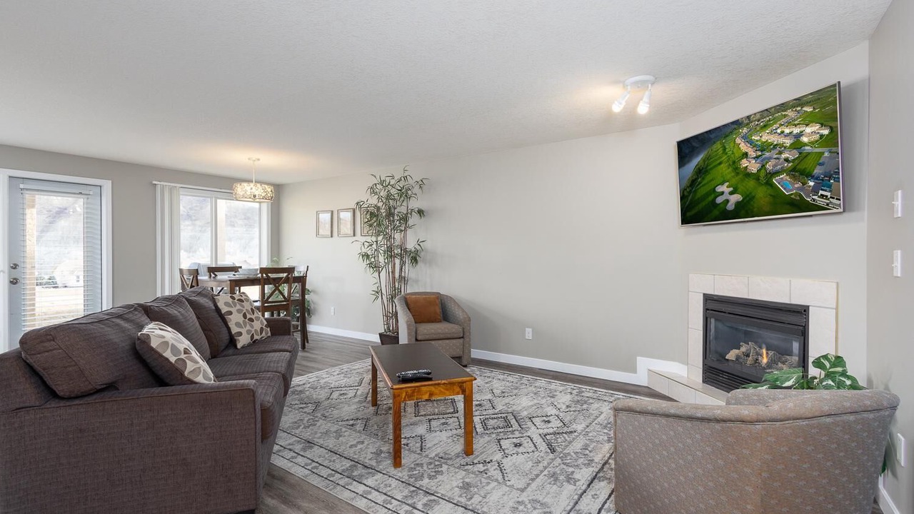 Photo of Livingroom in Lethbridge