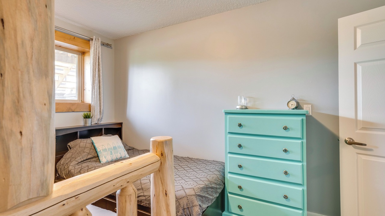 Photo of Bedroom in Pine Lake