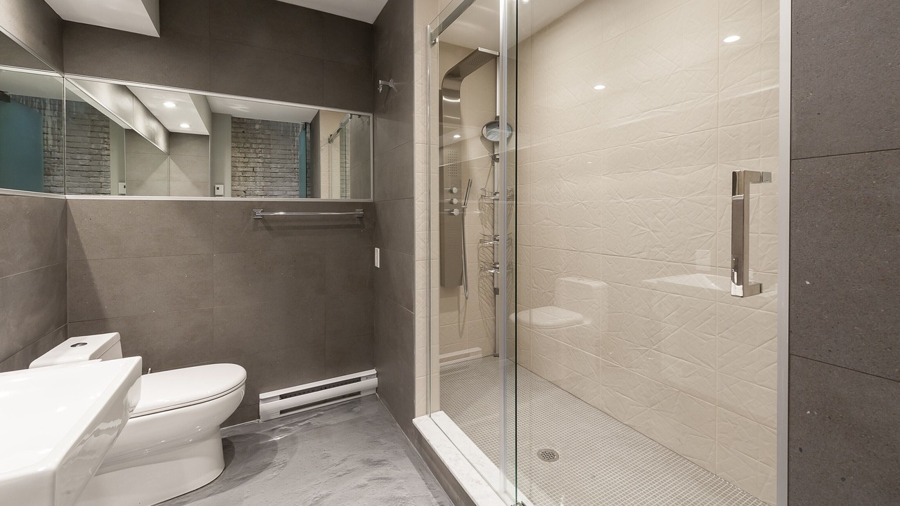 Photo of Bathroom in Milton Park