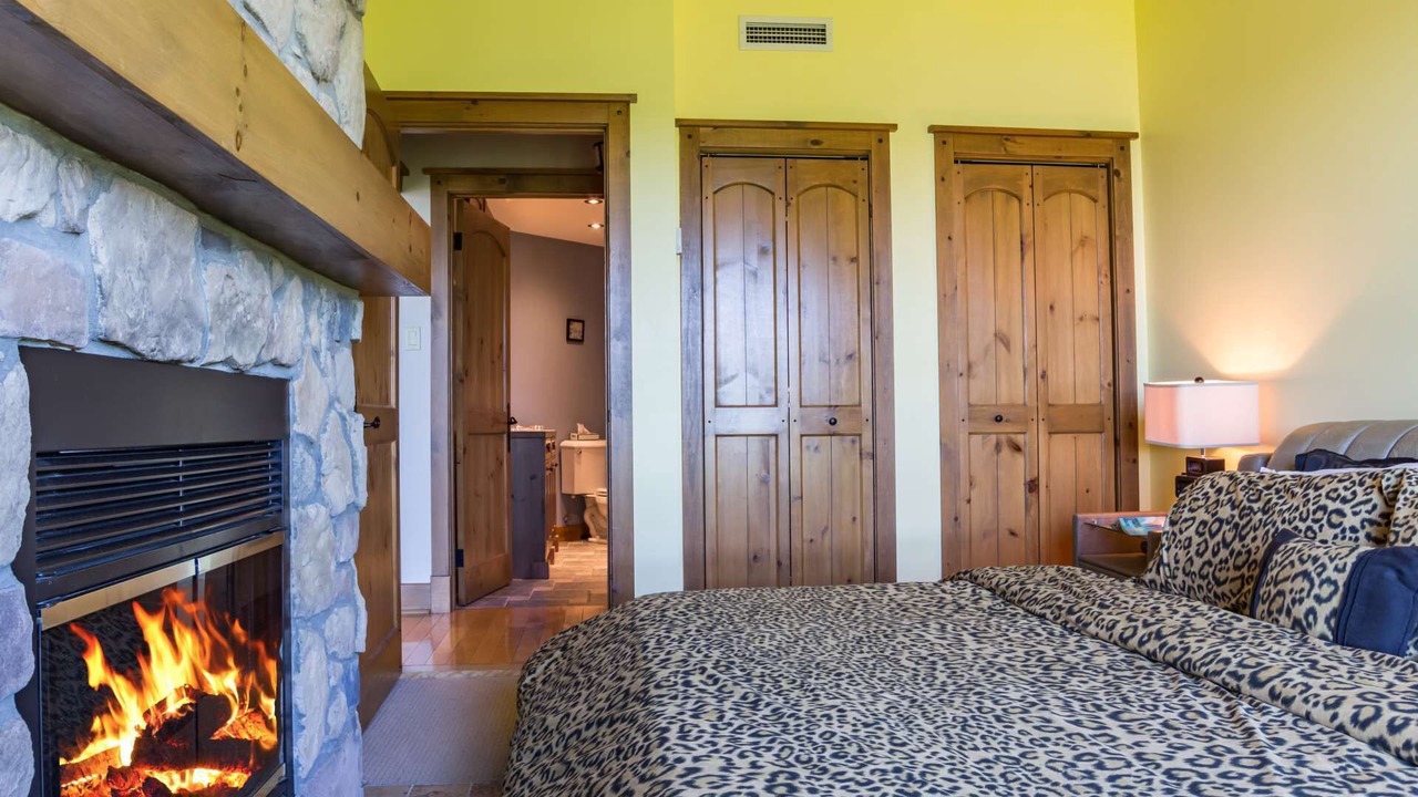 Photo of Bedroom in Mont-Tremblant