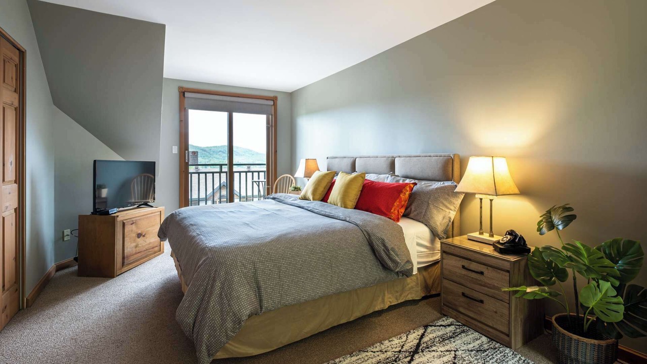Photo of Bedroom in Mont-Tremblant