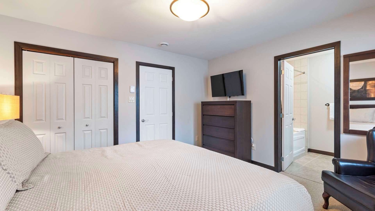 Photo of Bedroom in Mont-Tremblant