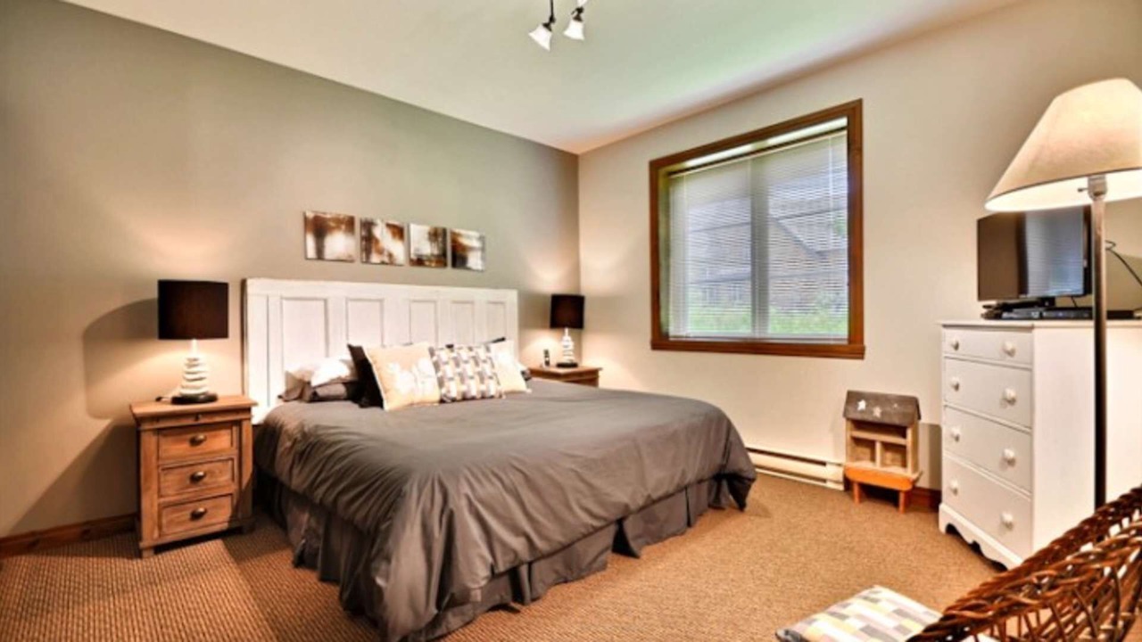 Photo of Bedroom in Mont-Tremblant
