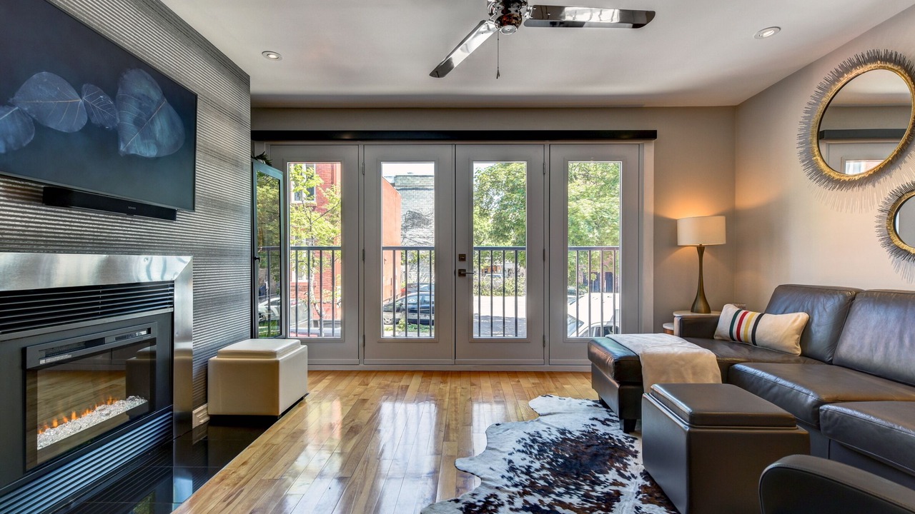 Photo of Livingroom in Gay Village
