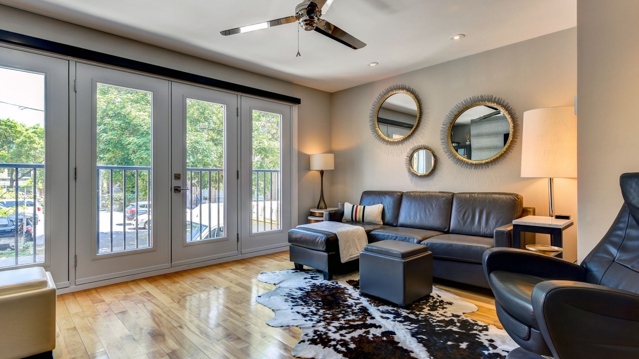 Photo of Livingroom in Gay Village