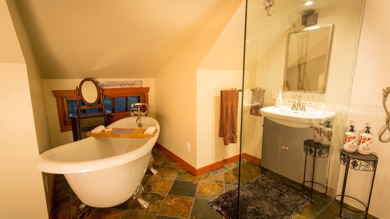 Photo of Bathroom in Regional District of Nanaimo