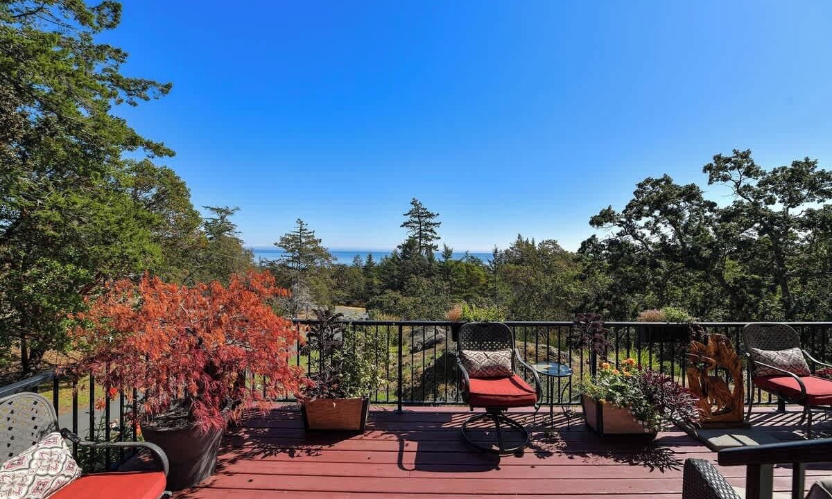 Photo of Outdoor in Metchosin
