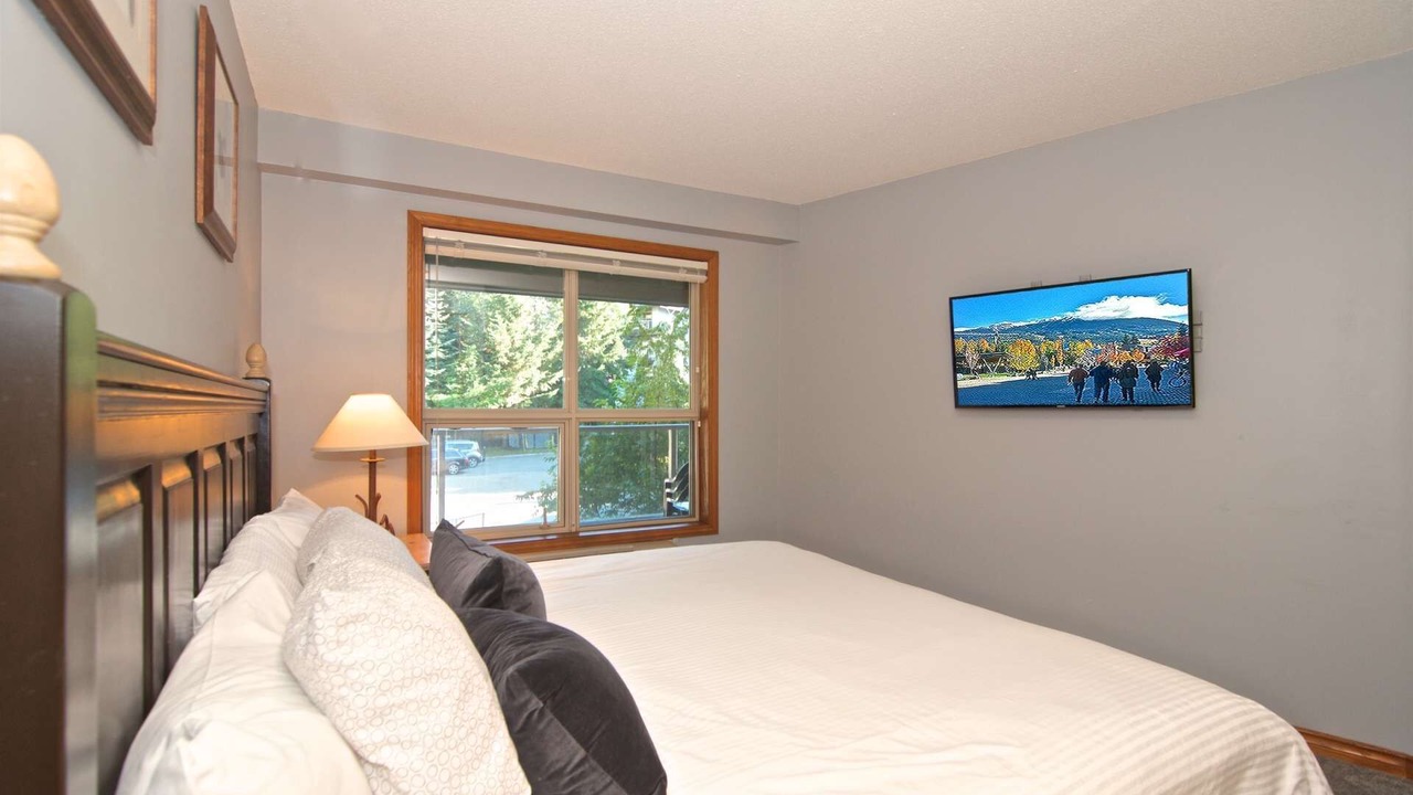 Photo of Bedroom in Whistler