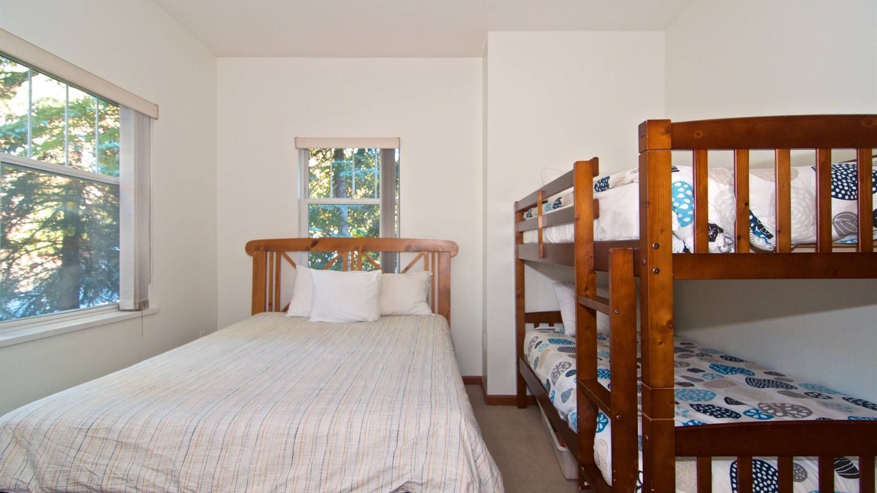 Photo of Bedroom in Blueberry Hill