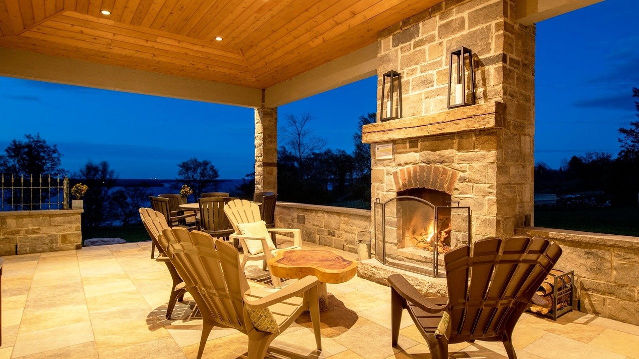 Photo of Livingroom in Prince Edward