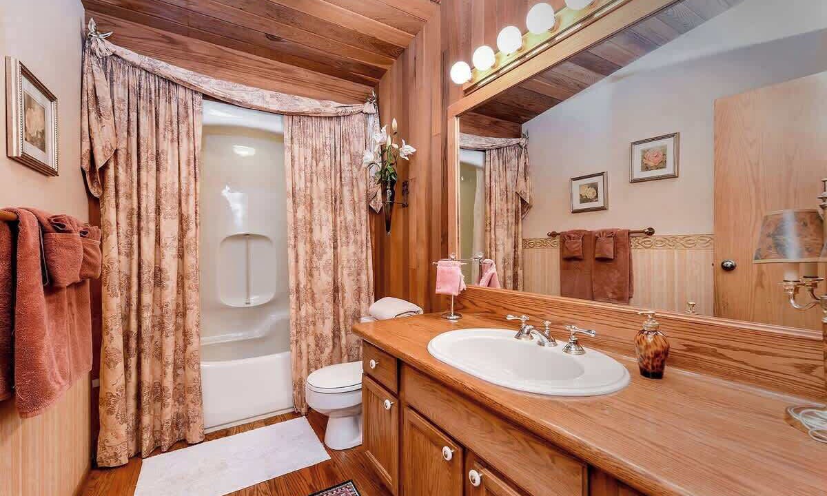 Photo of Bathroom in Sidney