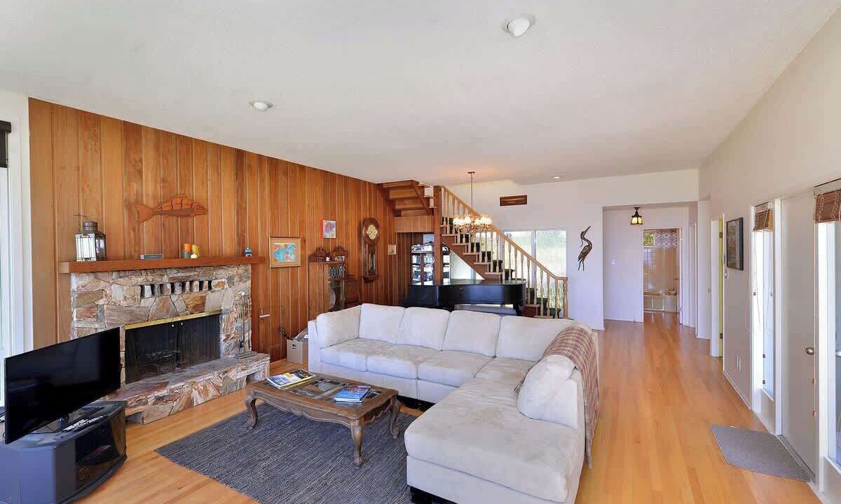 Photo of Bedroom in East Sooke