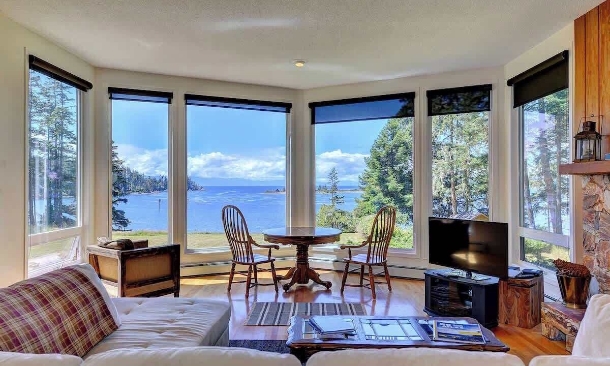 Photo of Bedroom in East Sooke