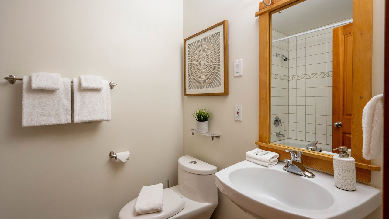 Photo of Bathroom in Upper Village