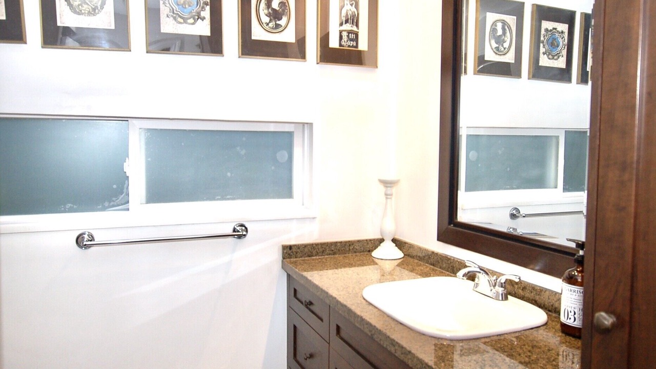 Photo of Bathroom in Upper Lonsdale
