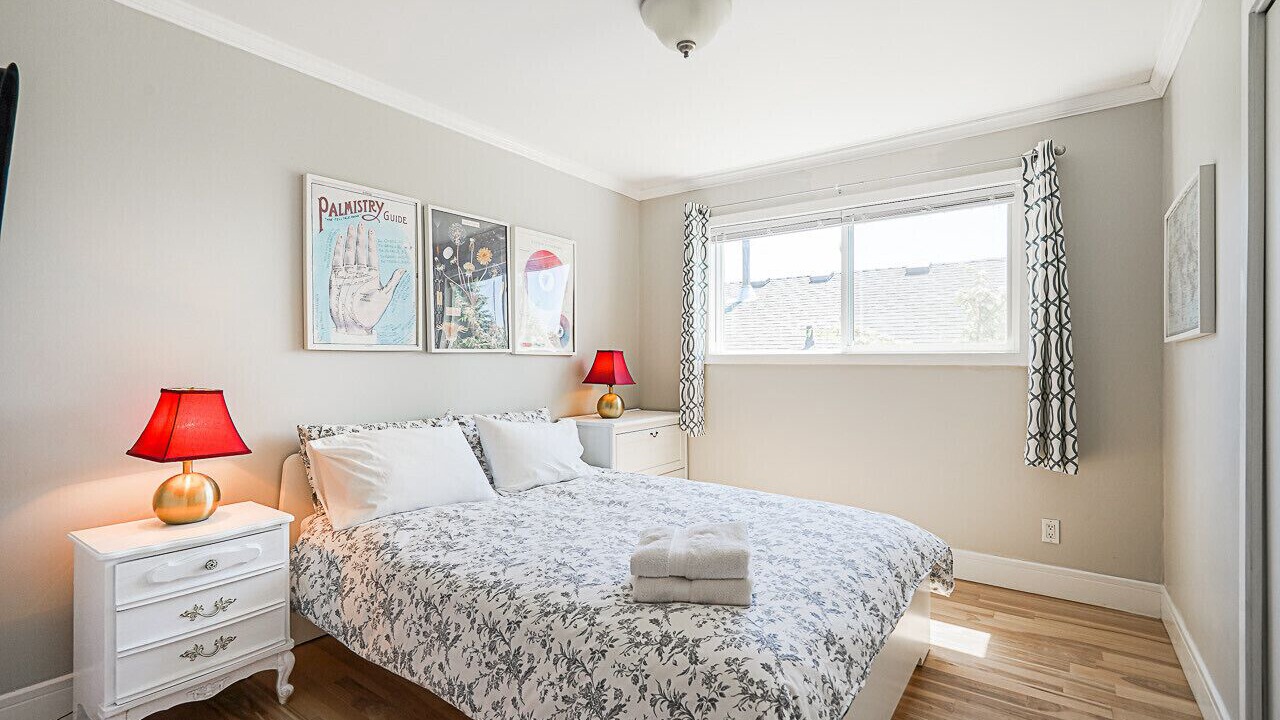 Photo of Bedroom in Upper Lonsdale
