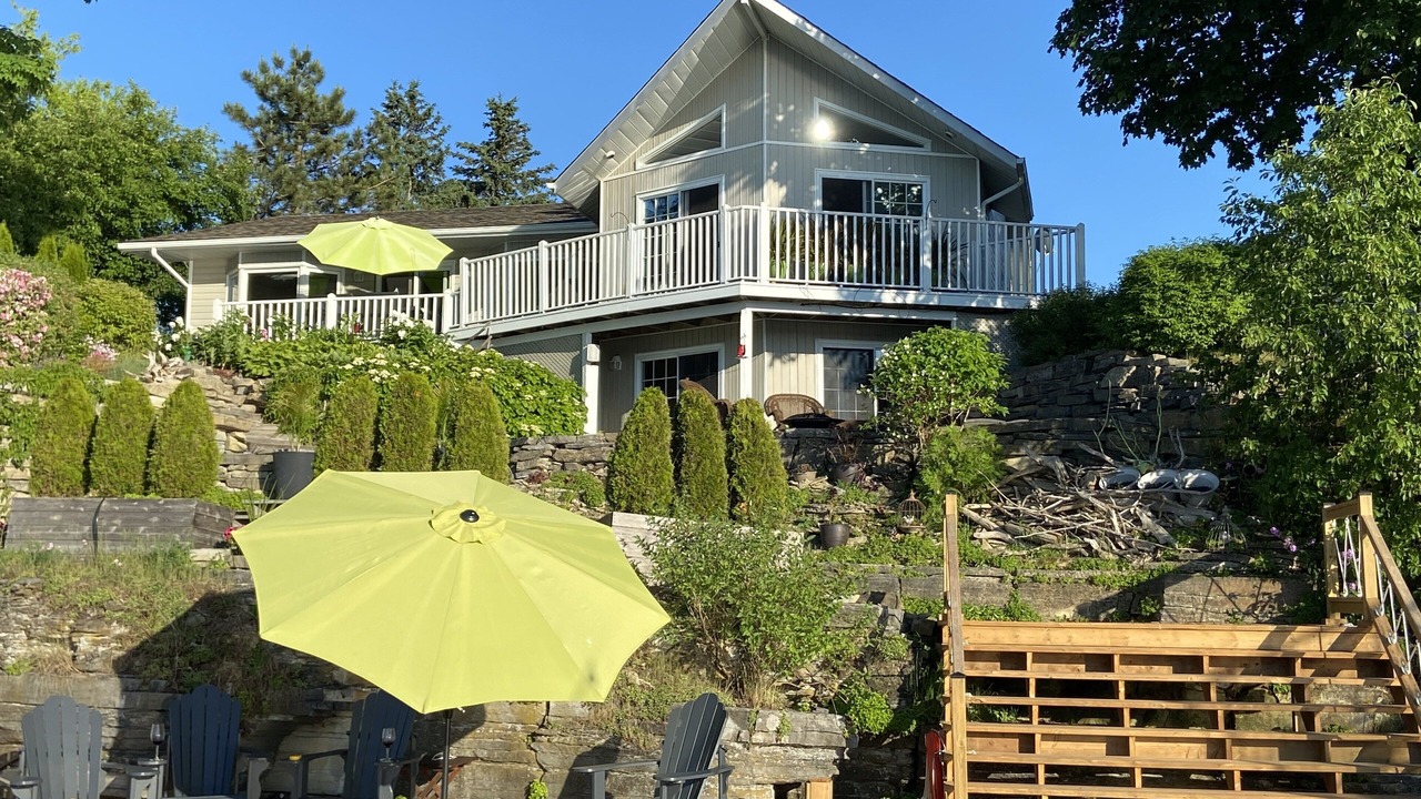 Photo of Outdoor in Howe Island