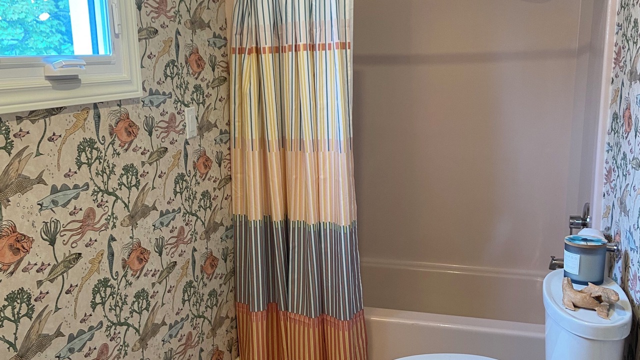 Photo of Bathroom in Howe Island
