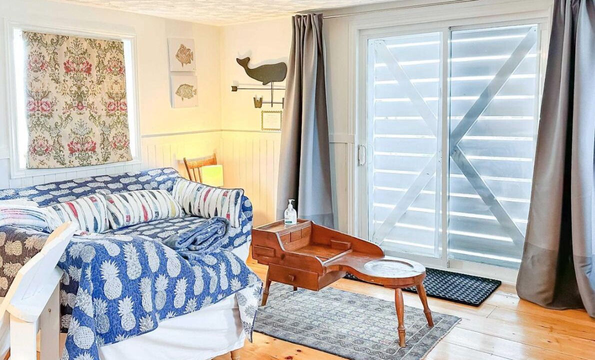 Photo of Livingroom in Harbourville
