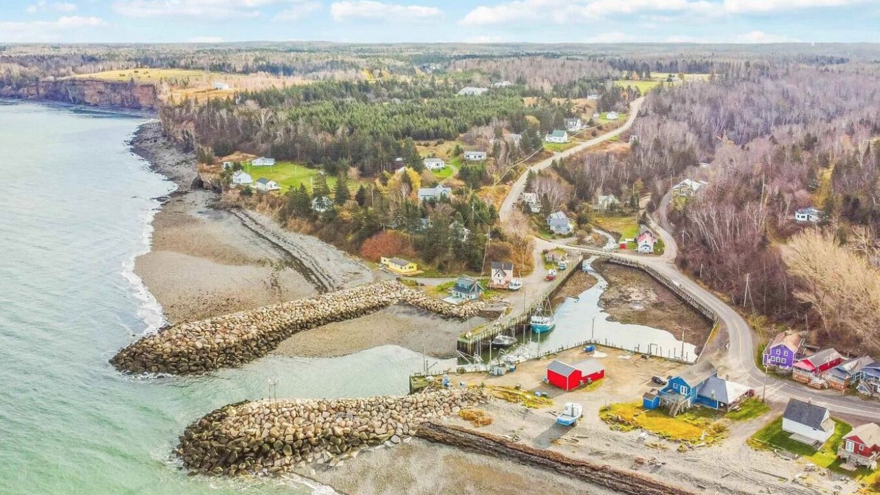 Photo of Outdoor in Harbourville