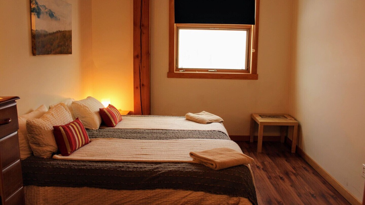 Photo of Bedroom in Bragg Creek