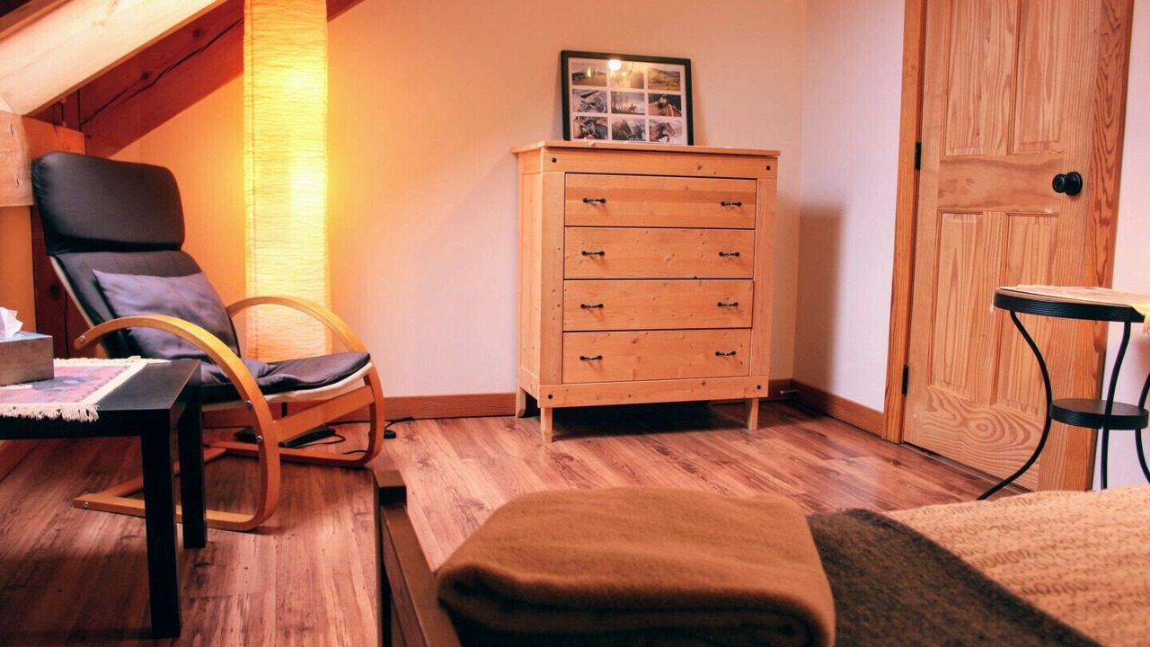 Photo of Bedroom in Bragg Creek