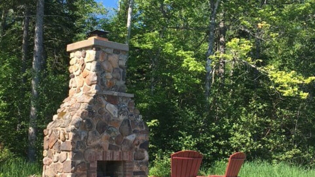 Photo of Livingroom in Amherst