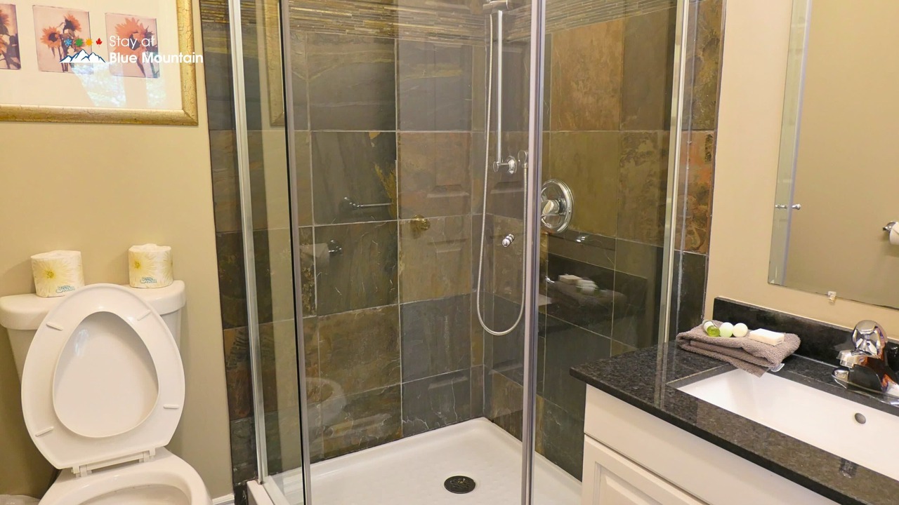 Photo of Bathroom in The Blue Mountains