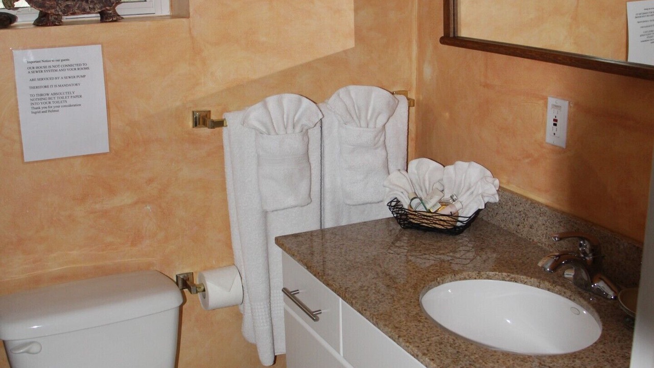 Photo of Bathroom in Blind Bay