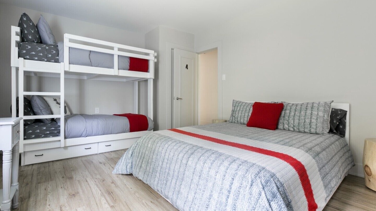Photo of Bedroom in St-Adolphe-d'Howard