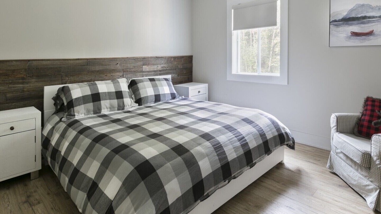 Photo of Bedroom in St-Adolphe-d'Howard