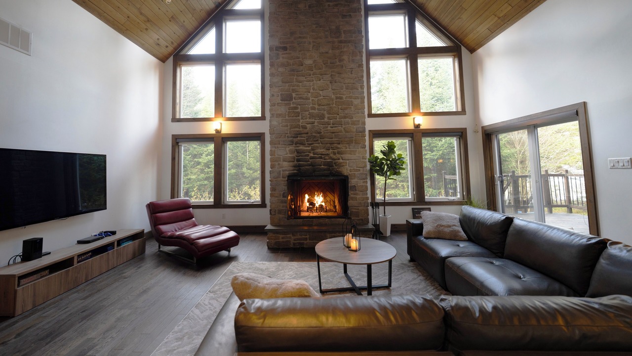 Photo of Livingroom in St-Adolphe-d'Howard