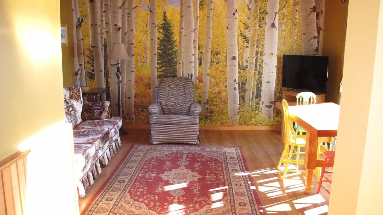 Photo of Livingroom in Ryerson