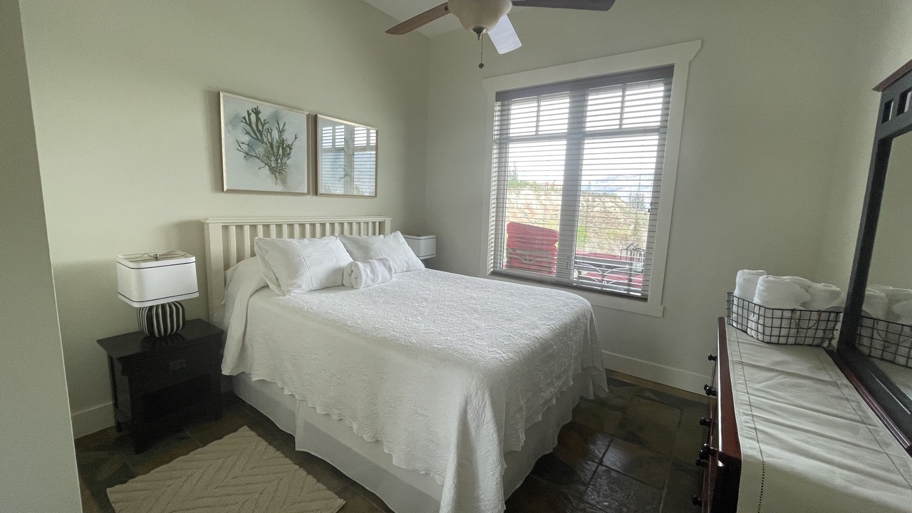 Photo of Bedroom in Okanagan-Similkameen