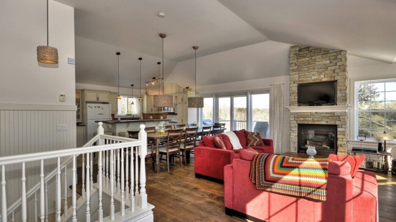 Photo of Livingroom in Saint-Sauveur