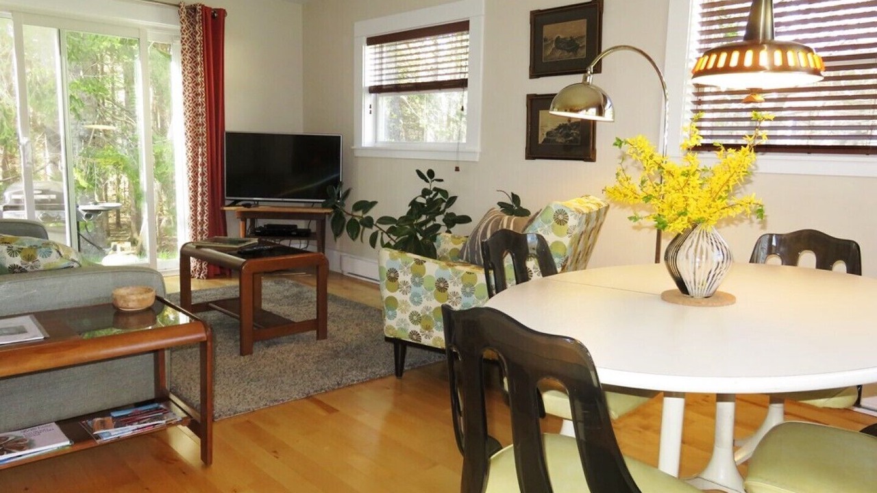 Photo of Bedroom in Shelburne