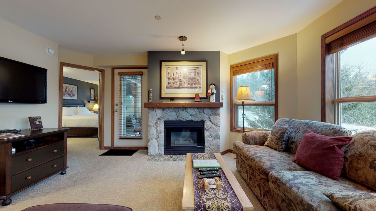 Photo of Livingroom in Upper Village