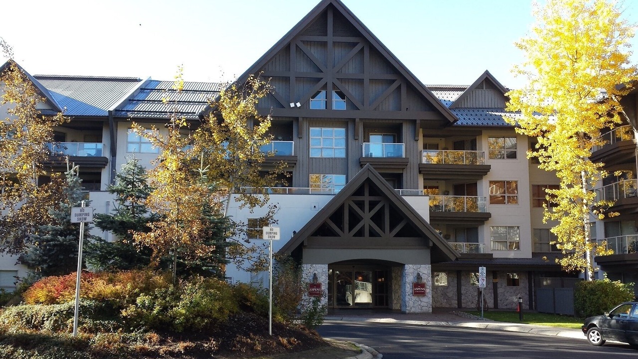 Photo of Outdoor in Upper Village