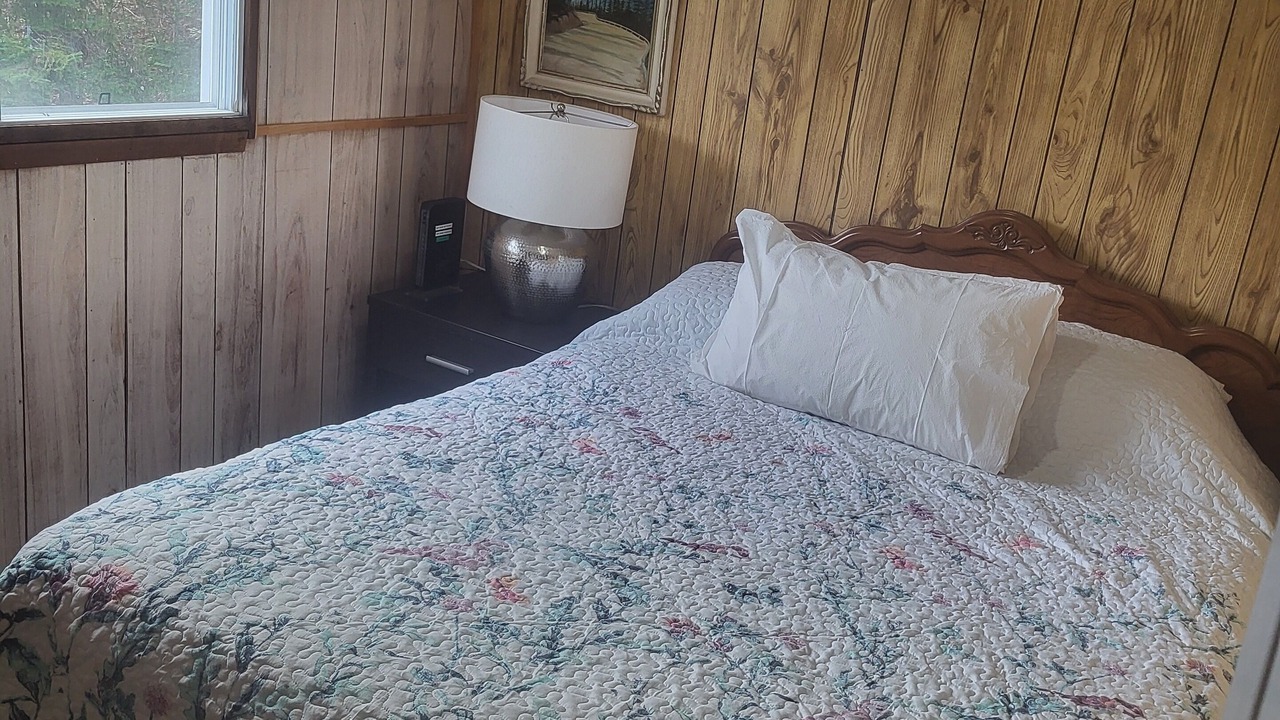 Photo of Bedroom in Faraday