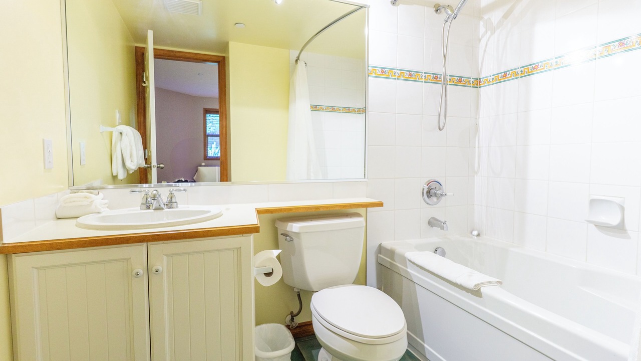Photo of Bathroom in Upper Village