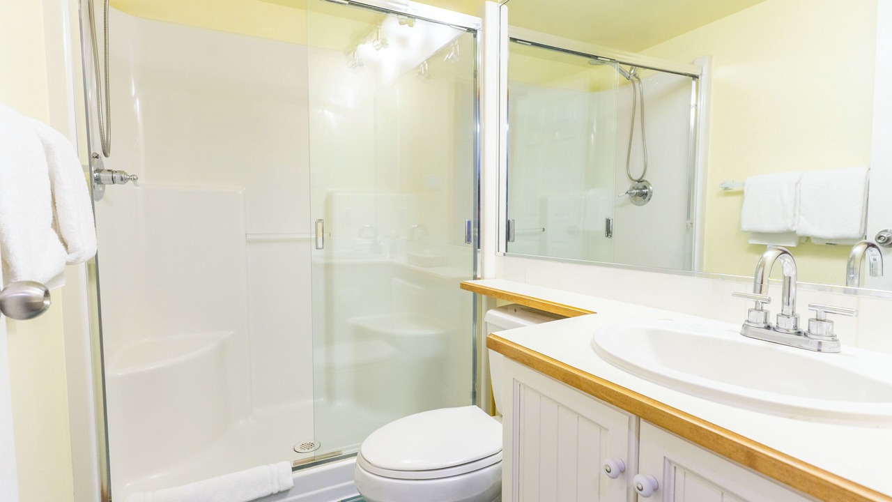 Photo of Bathroom in Upper Village