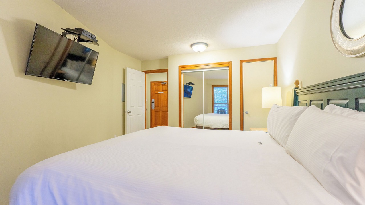 Photo of Bedroom in Upper Village