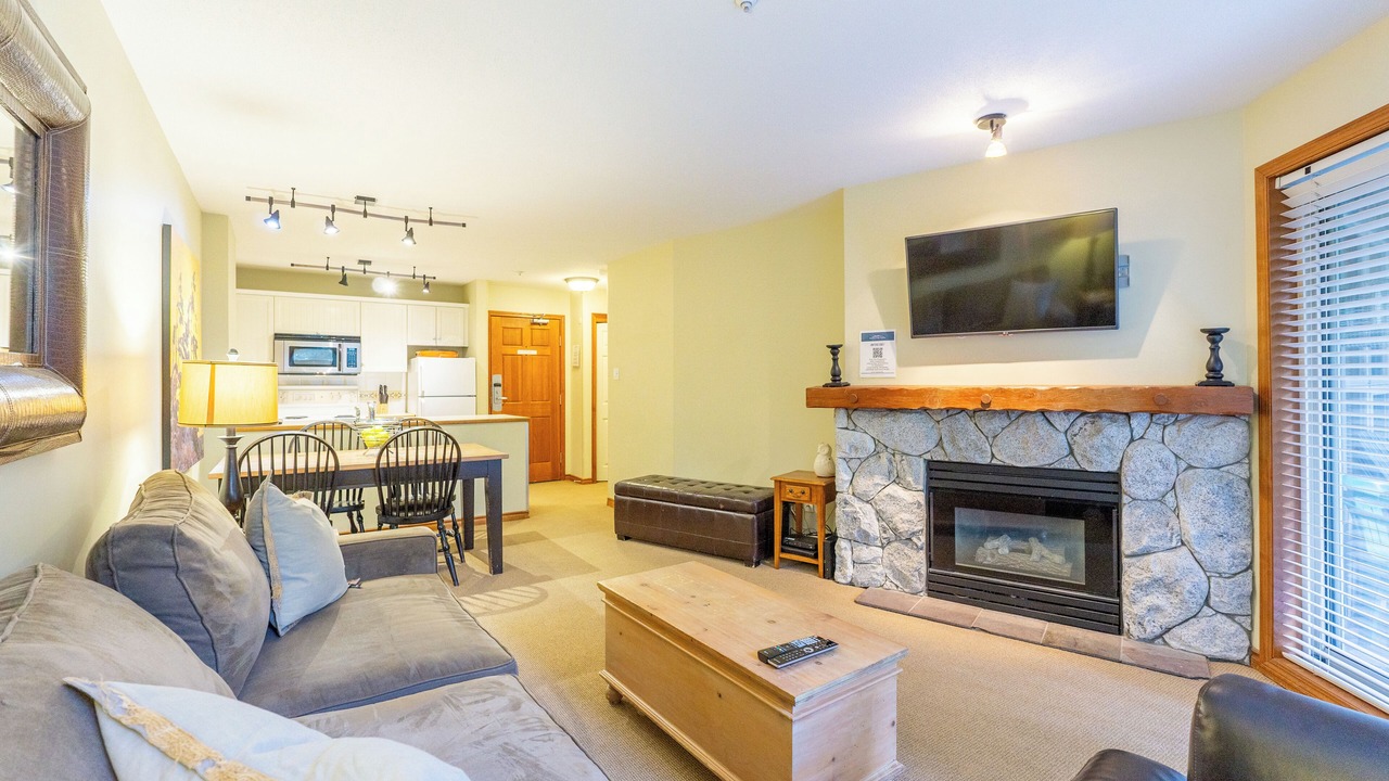 Photo of Livingroom in Upper Village