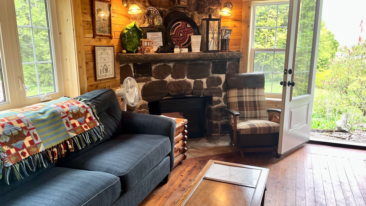 Photo of Livingroom in Lion's Head