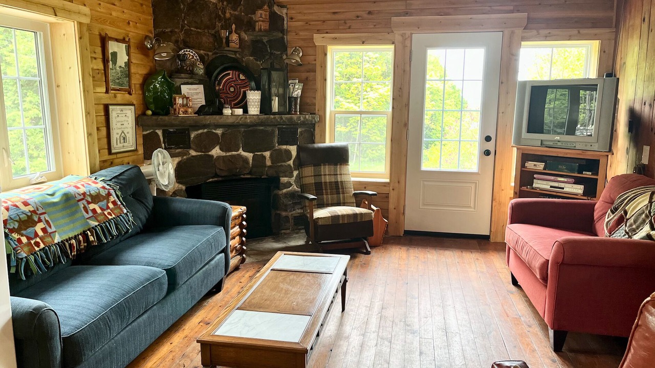 Photo of Livingroom in Lion's Head