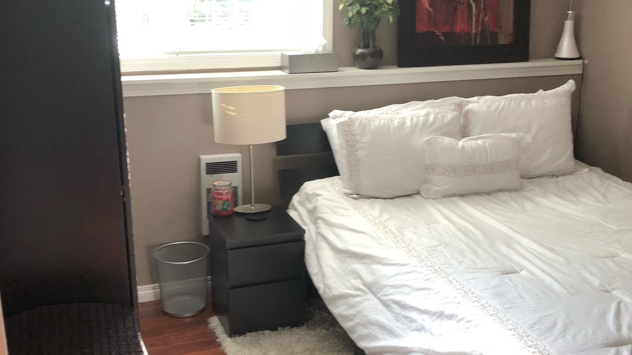 Photo of Bedroom in Saanich West
